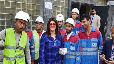 هالة صدقي تهنئ المصريين بعيد العمال على طريقتها الخاصة