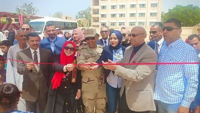 إحتفالية بمدرسة الشيخ زويد بعد الانتهاء من التطوير