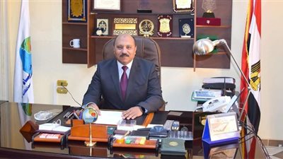 تطهير منطقة سوق الجمعة بالإسماعيلية من مياه الصرف الصحي.. وتنفيذ خطة طوارئ