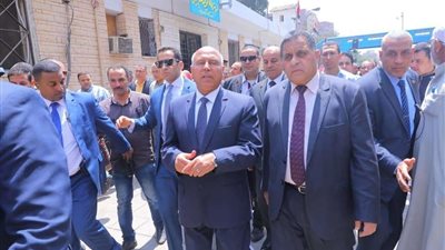 وزير النقل: توريد الوحدات المتحركة لقطار العاشر خلال 16 شهر