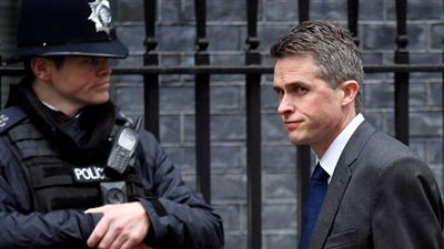 وزير الدفاع البريطاني السابق: بانتظار 