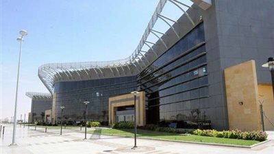 بعد توقفه 4 سنوات بسبب الحرب.. مطار نجران يعود للحياة