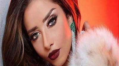 بلقيس تتابع الجزء الأول من Game Of thrones وتعلق عليه