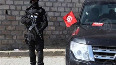 القوات التونسية تعتقل عنصرًا إرهابيًا