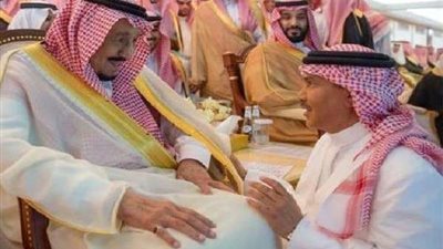 صورة الملك سلمان ومحمد عبده تشعل مواقع التواصل