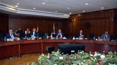 ترقية 18 عضوًا بهيئة التدريس وتعيين 16 مدرسًا بجامعة طنطا