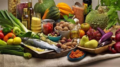 أهمها جوزة الطيب والمخبوزات..  أطعمة تحتوى على مكونات خطيرة