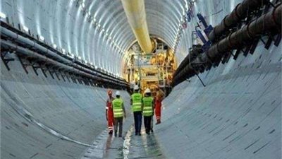 بعد قليل.. الرئيس عبد الفتاح السيسي يفتتح أنفاق قناة السويس