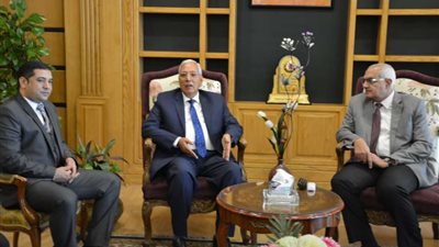 محافظ الدقهلية: محو الأمية مشروع قومي نتعاون لإنجاحه