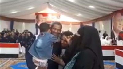 أحد الغارمين:  لم نشعر بقيمتنا إلا  بعد أ ن تولى الرئيس السيسي الحكم