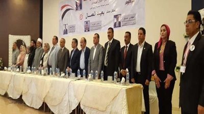 بحضور عدد من القيادات النقابية.. عمال 