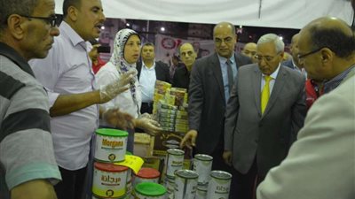 محافظ الدقهلية يفتتح معرض أهلاً رمضان