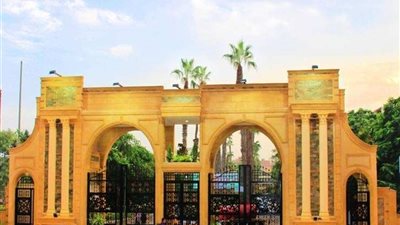 رئيس جامعة المنصورة يلعن عن مفاجأة بشأن الكتب الدراسية