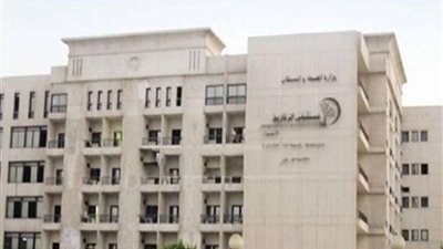 خروج 9 مصابين في حادث تصادم 