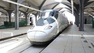 تيسيرًا على المعتمرين.. تشغيل قطار الحرمين يومياً خلال رمضان