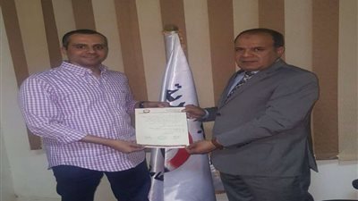 مدير تعاقدات الأهلي السابق ينضم لـ