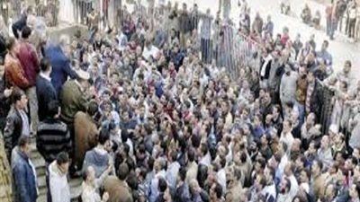 صرف 97،5 مليون جنيه مكافأة لعمال الغزل والنسيج غدًا