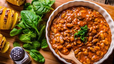 منها مكافحة السرطان وتحسين الهضم.. 6فوائد لتناول الفول فى السحور يوميا