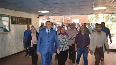 رئيس جامعة الأزهر يطمئن على توافر الخدمات الطبية للمرضى بمستشفى الزهراء