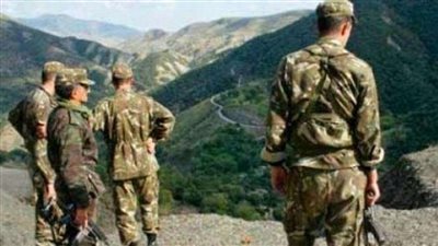 الجزائر تعلن تدمير 5 مخابئ للجماعات الإرهابية