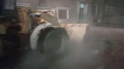 أعمال نظافة وتطهير لشوارع مركز مغاغة بالمنيا