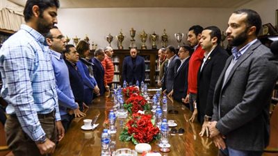 مجلس الأهلي يجتمع ظهر اليوم.. تعرف على السبب