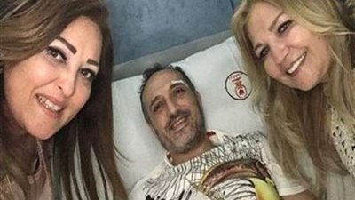 نهال عنبر تطمئن على الحالة الصحية لشريف مدكور |صورة