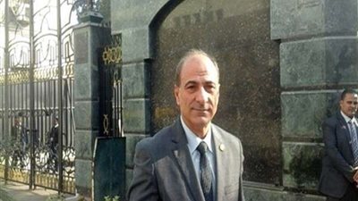 برلماني يؤكد على ضرورة زيادة حجم الاستثمارات في مجال الصناعة