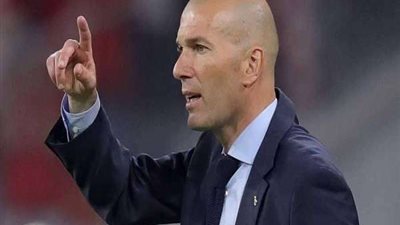 زيدان يعلن قائمة ريال مدريد لمواجهة ريال سوسيداد بالدوري الإسباني
