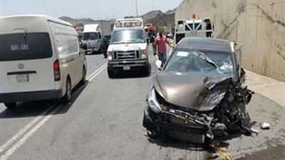 إصابة 3 أشخاص في حادث تصادم بحدائق الأهرام