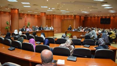 الغضبان يتابع الاستعدادات لامتحانات الصف الأول الثانوي