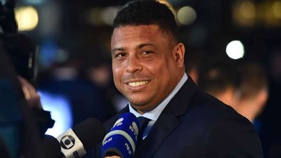 رونالدو للاعبي بلد الوليد:أعيش أفضل يوم في حياتي بسببكم