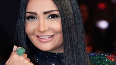 غادة عبد الرازق: 