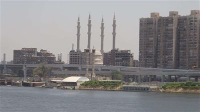 شاهد.. تفاصيل الممشى الزجاجي بمحور روض الفرج