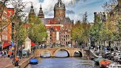 امستردام تفرض ضريبة جديدة على السائحين لليلة واحدة