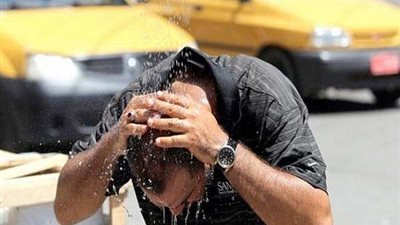 مع ارتفاع درجات الحرارة.. 9 نصائح تُجنبك الجفاف خلال الصيام