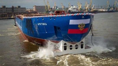 استعدادات لنزول أقوى كاسحة جليد نووية روسية في العالم إلى البحر