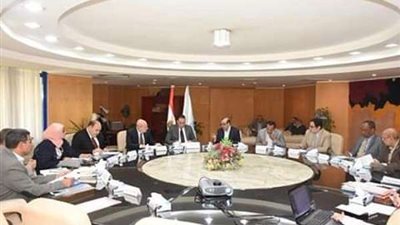 محافظ الشرقية يُشارك إجتماع مجلس إدارة المعهد التكنولوجي العالي بالعاشر