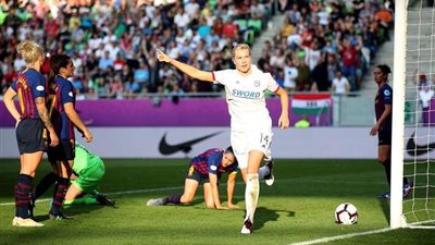 ليون يفوز على برشلونة ويحتفظ بدوري أبطال أوروبا للسيدات