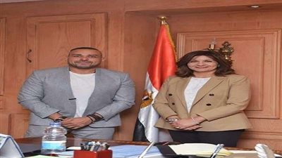 وزيرة الهجرة تستقبل أول عالم فضاء مصري يعمل بالوكالة الألمانية