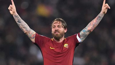 بوكا جونيورز يدعو دي روسي للانضمام إلى صفوفه