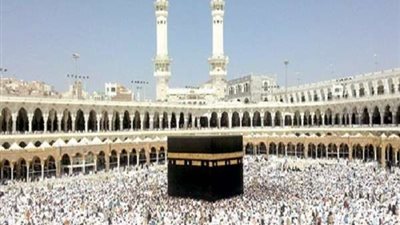 بالصور..250 ألف دولار ثمن أول صورة للحرم المكى