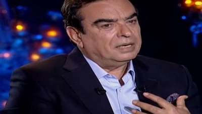 جورج قرداحي يسلم جائزة ب ١٠٠ ألف جنيه لفائز بالقليوبية