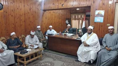 أوقاف المنيا تجتمع بمديري الإدارات الفرعية للتاكيد على القرار الوزاري 104