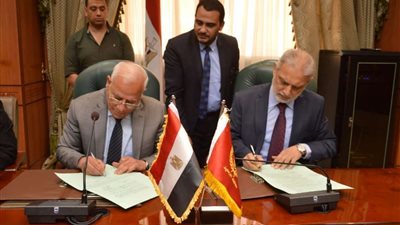 تمليك أكبر مصنع لإنتاج النسيج جنوب بورسعيد