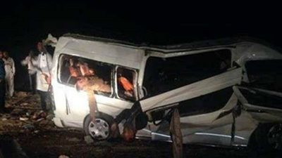 إصابة 6 في تصادم ميكروباص بسيارة نقل بالوادي الجديد
