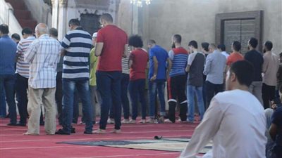 كثافة في صلاة التراويح بمسجد السلطان حسن