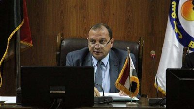 رئيس جامعة بني سويف: رفع حالة الطوارئ وتخصيص أتوبيسات مكيفة لنقل الطلاب