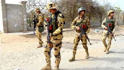 مع ارتفاع درجات الحرارة وظمأ الصيام.. جنود مصرية يسطروا أعظم البطولات