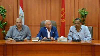 الغضبان يوجه بمتابعة إطلاق المشروع الرقمي في بورسعيد